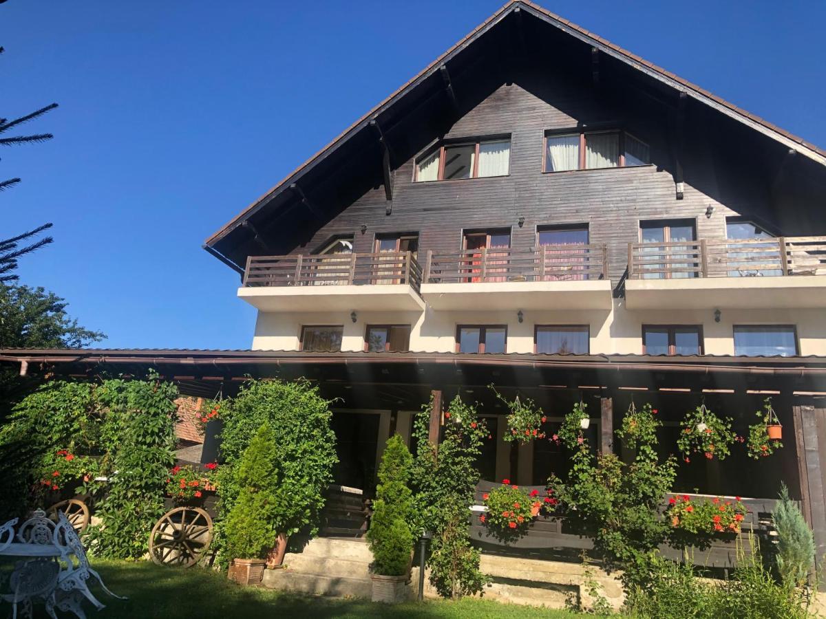 Hotel Boutique Garden Resort By Brancoveanu Moieciu de Jos Eksteriør bilde